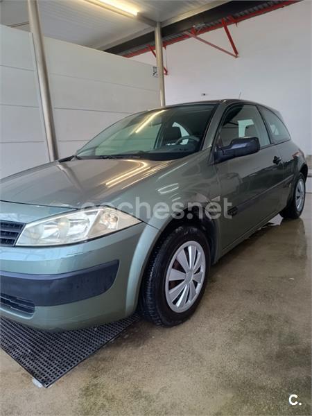 RENAULT Megane AUTHENTIQUE 1.4 16V