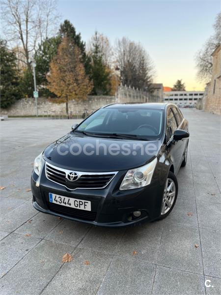 TOYOTA Avensis 2.0 D4D Advance Cross Sport