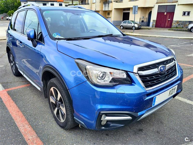 SUBARU Forester 2.0 Lineartronic Executive