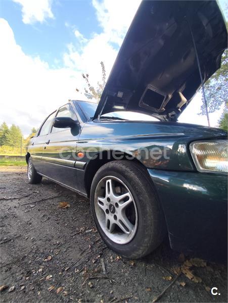FORD Escort ESCORT 1.8 TD GHIA