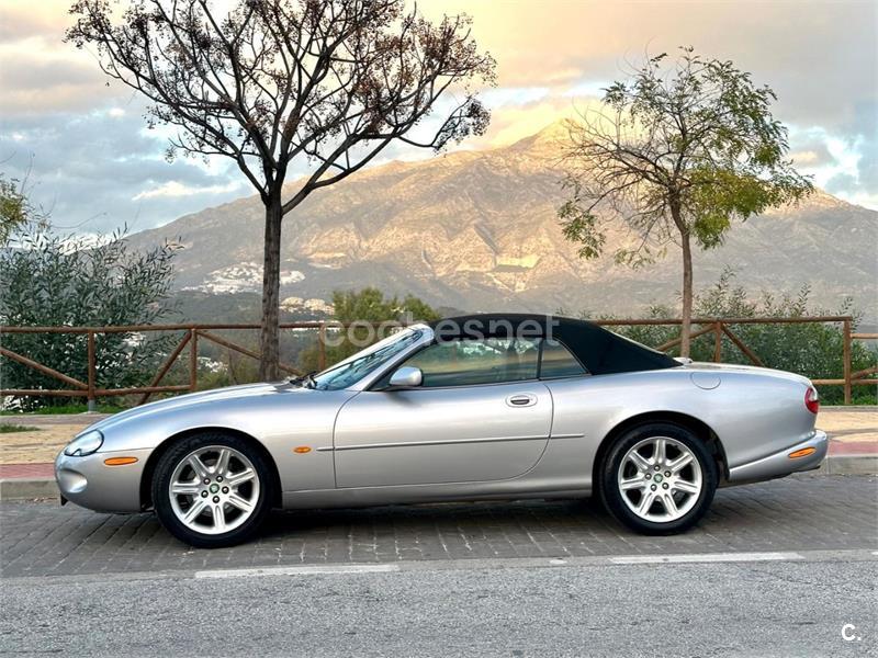 JAGUAR Serie XK XK8 CONVERTIBLE