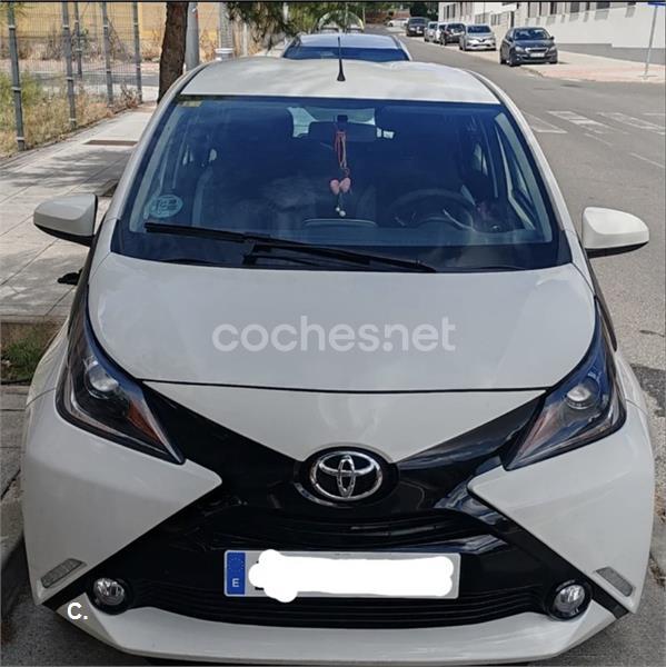 TOYOTA Aygo 1.0 70 xplay