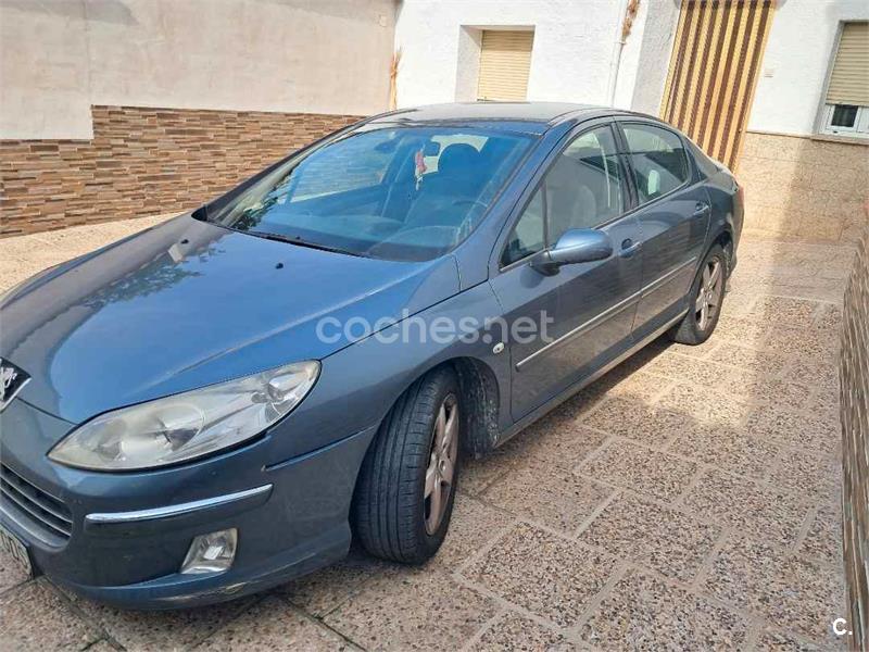 PEUGEOT 407