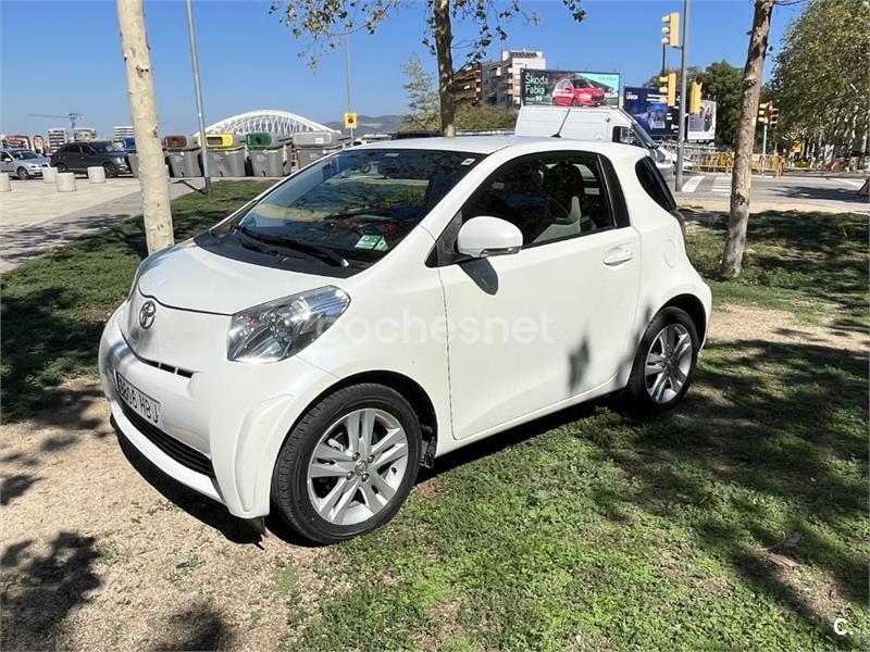 TOYOTA iQ iQS 1.33 MultiDrive S