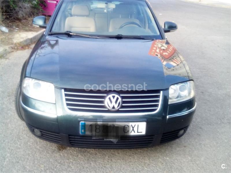 VOLKSWAGEN Passat 1.9 TDi 4Motion Advance