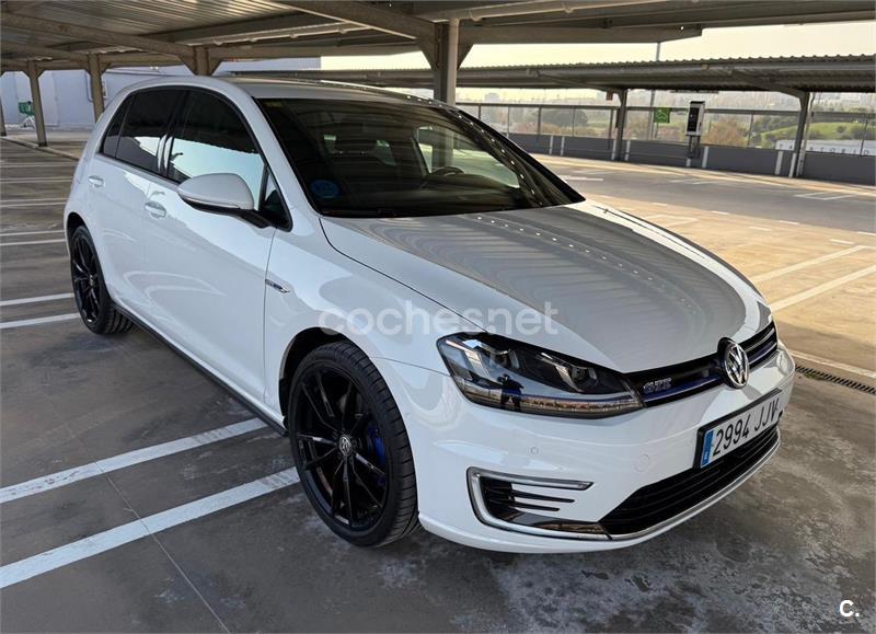 VOLKSWAGEN Golf 1.4 TSI DSG GTE