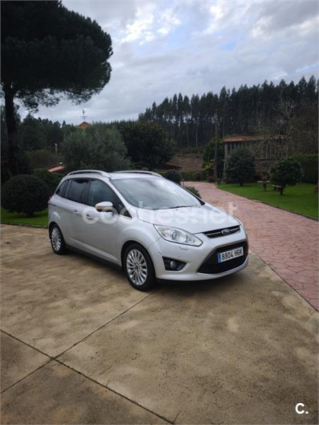 FORD Grand CMax 1.6 TDCi 115 Titanium