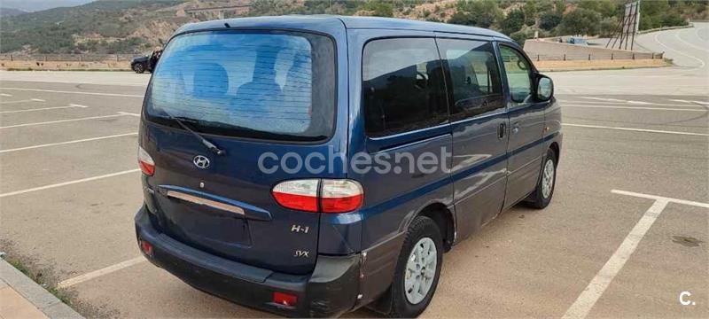 HYUNDAI H1