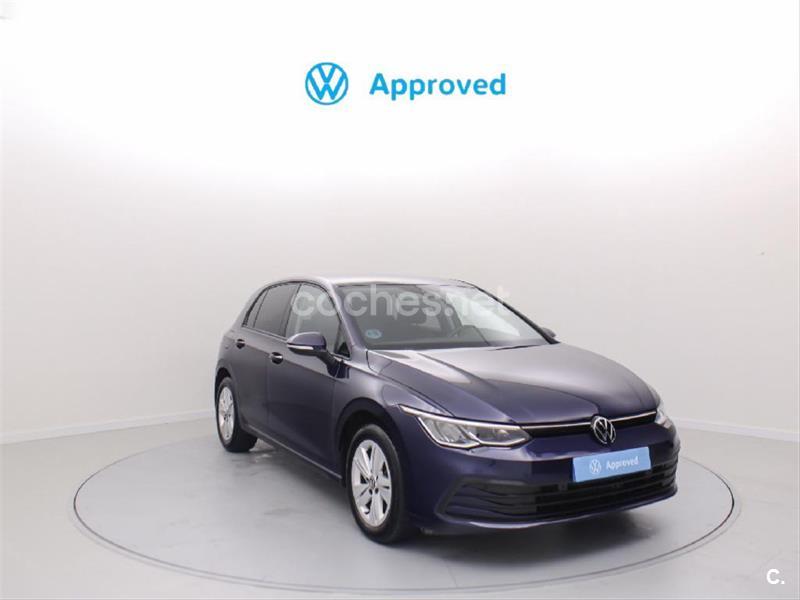 VOLKSWAGEN Golf Life 1.0 TSI