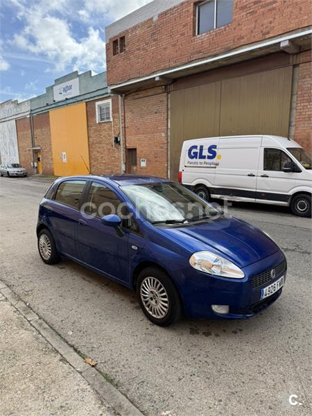 FIAT Grande Punto 1.4 16v Emotion