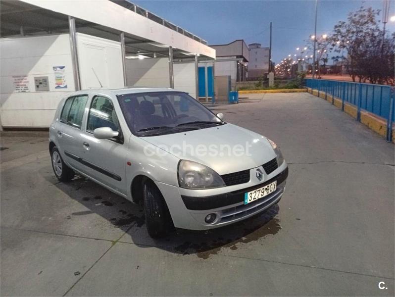 RENAULT Clio