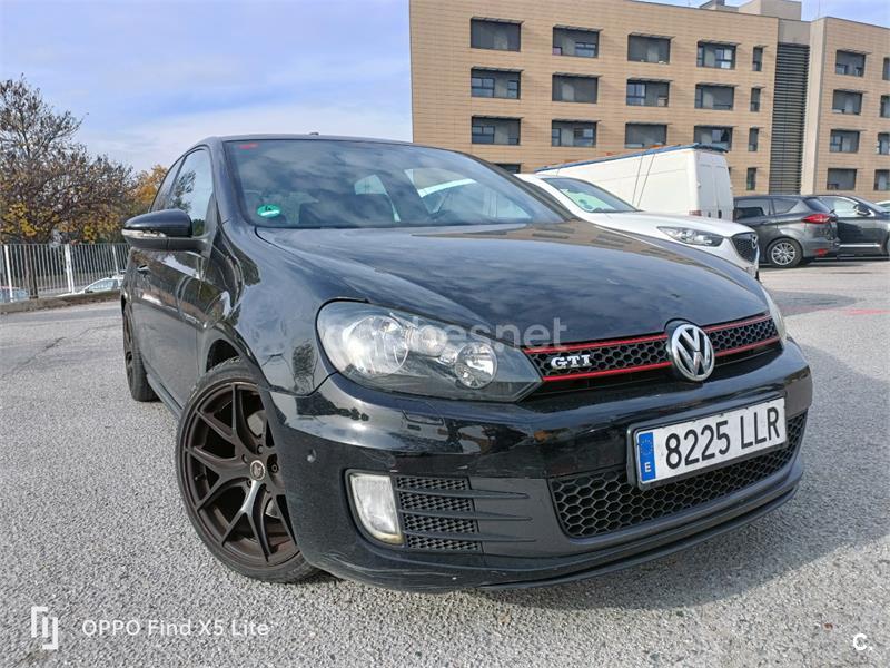 VOLKSWAGEN Golf 2.0 TSI GTI