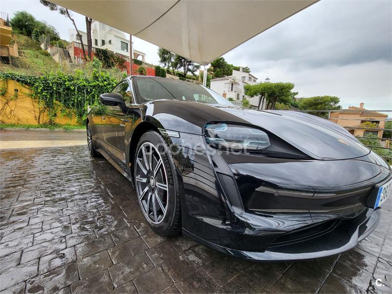PORSCHE Taycan 4S