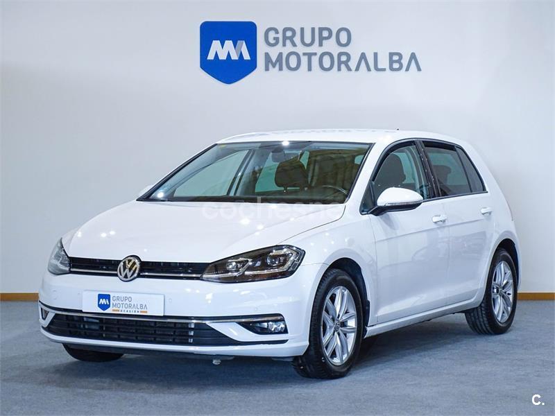 VOLKSWAGEN Golf Advance 1.0 TSI