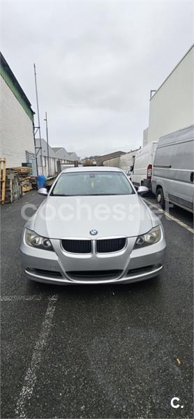 BMW Serie 3 320d E90