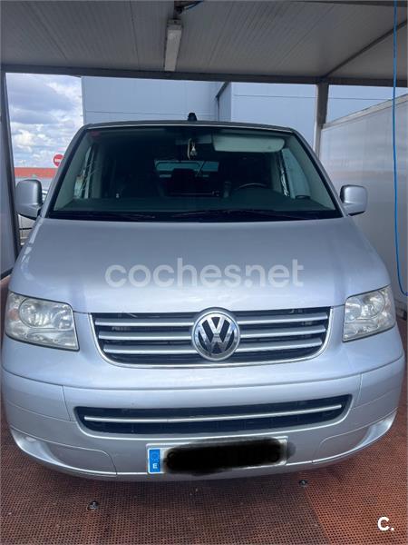 VOLKSWAGEN Caravelle Largo 2.5 TDI Comfortline