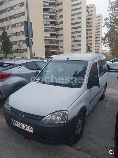 OPEL Combo Tour Cosmo 1.7 CDTI