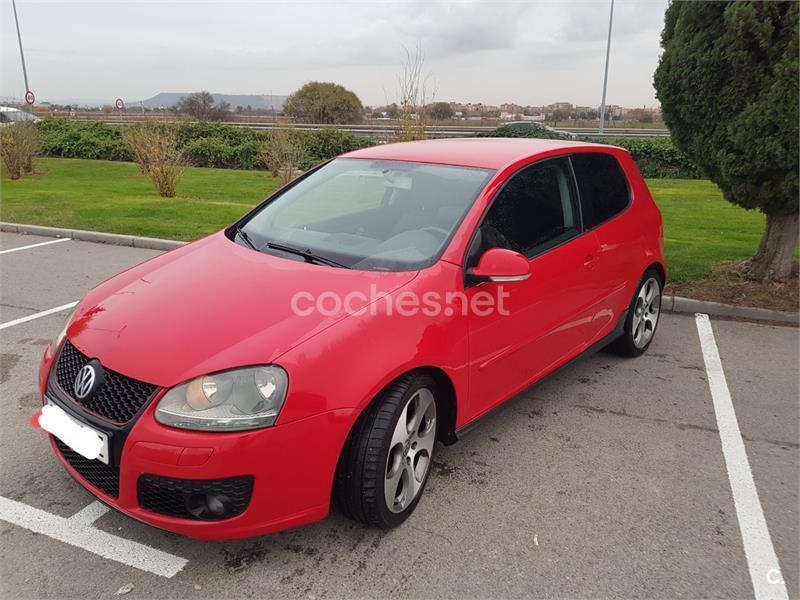 VOLKSWAGEN Golf 2.0 TDI Sportline