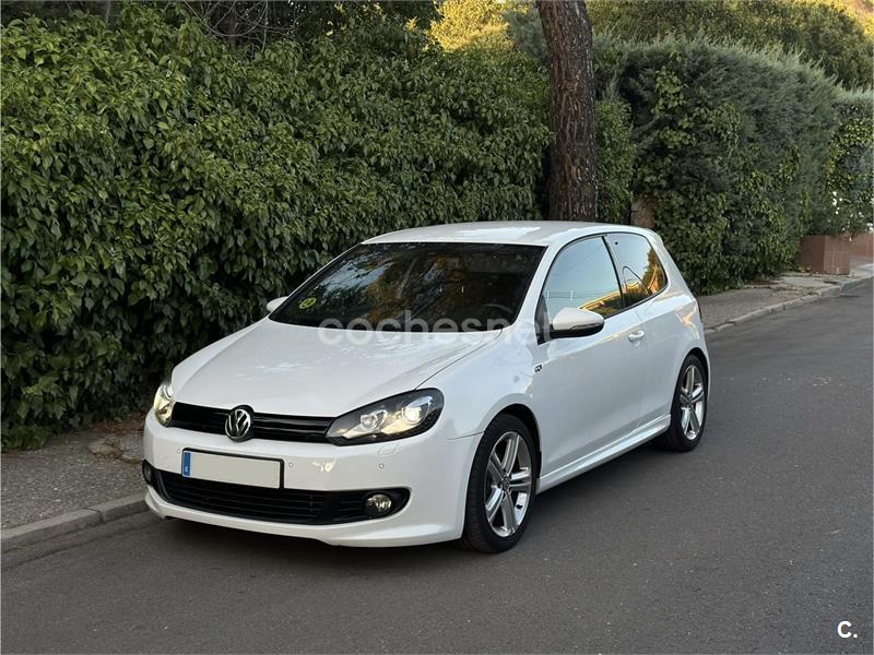 VOLKSWAGEN Golf 1.6 TDI DPF Sport