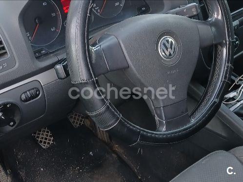 VOLKSWAGEN Golf 2.0 TDI DSG Highline