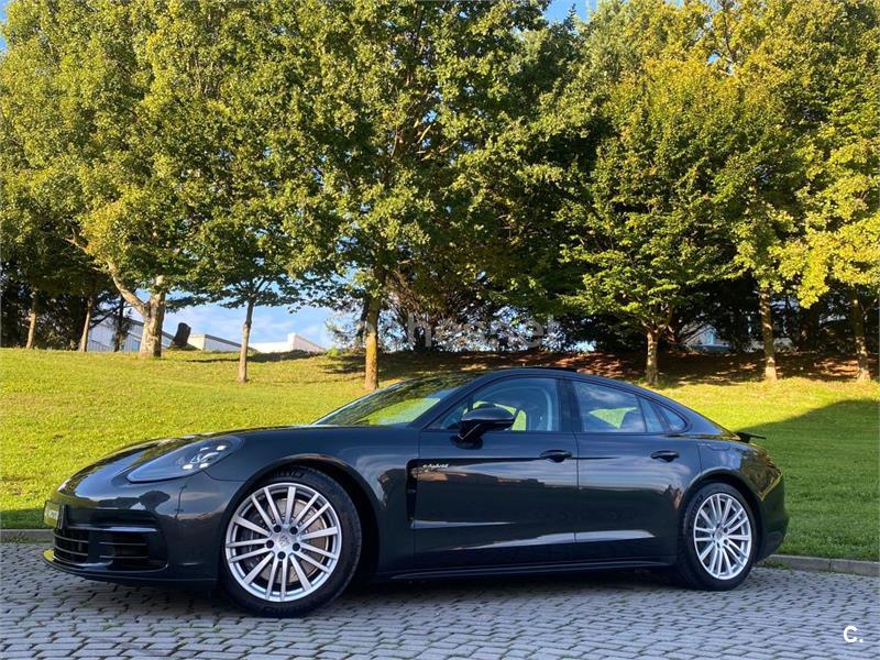 PORSCHE Panamera 4 EHybrid