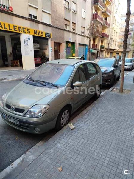 RENAULT Scenic