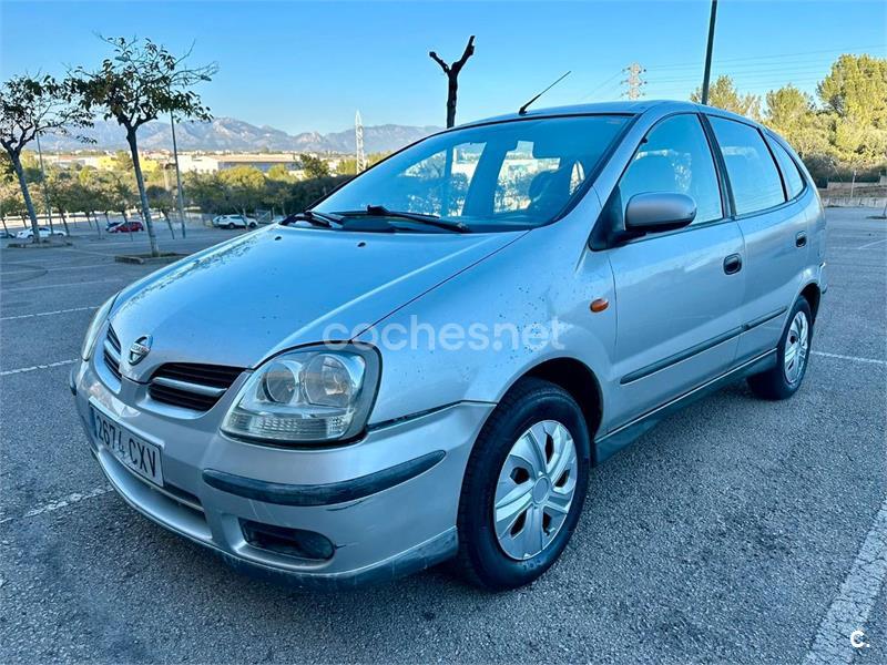 NISSAN Almera Tino 2.2dCi 112 Visia