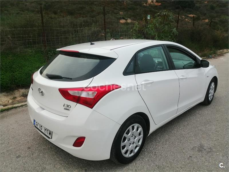 HYUNDAI i30 1.6 CRDi City S