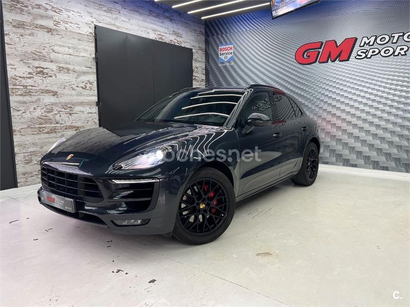 PORSCHE Macan GTS