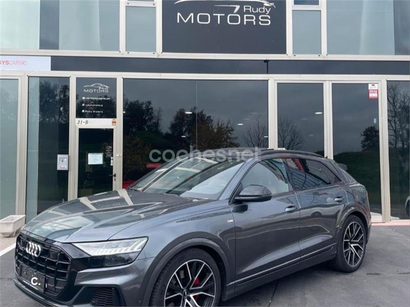 AUDI Q8 55 TFSI quattro tiptronic