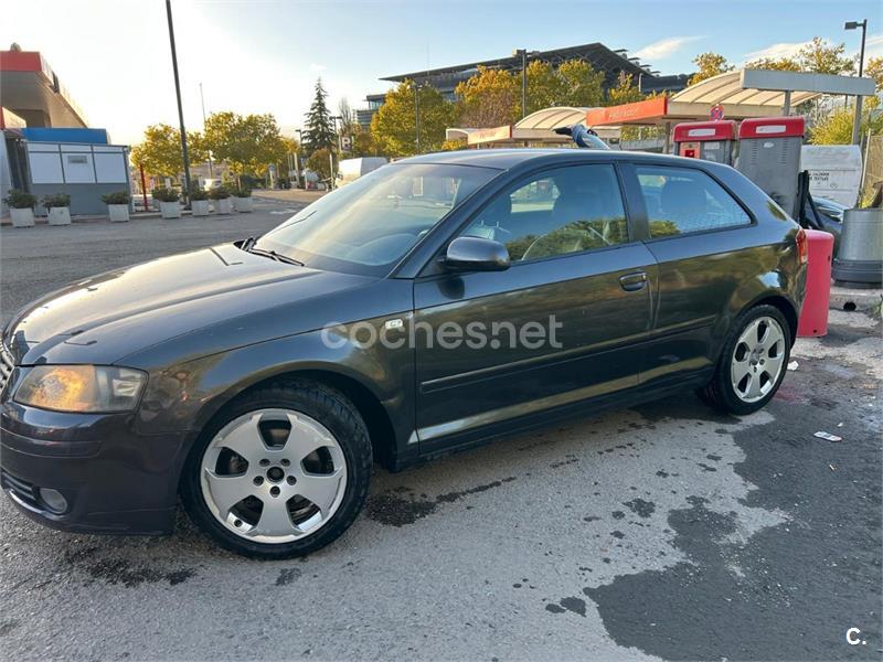 AUDI A3 2.0 FSI AMBITION