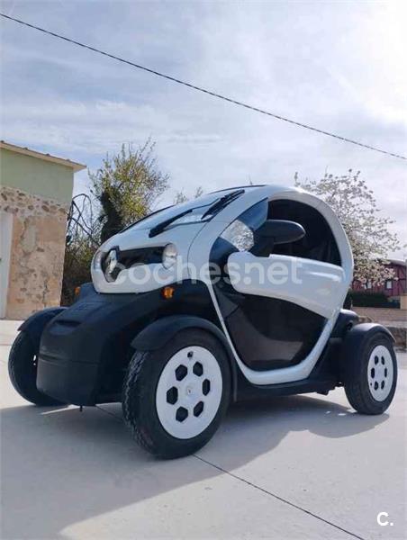 RENAULT Twizy