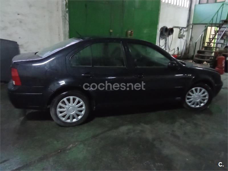 VOLKSWAGEN Bora 1.9 TDi Highline