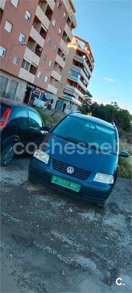 VOLKSWAGEN Sharan