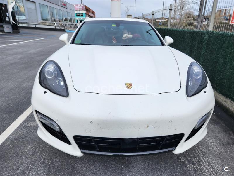 PORSCHE Panamera 4.8 Turbo