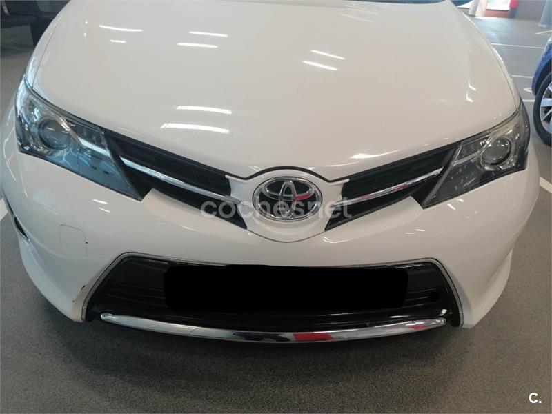TOYOTA Auris 120D Active