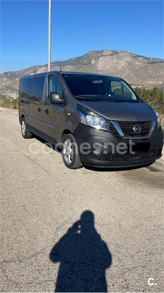 NISSAN NV300