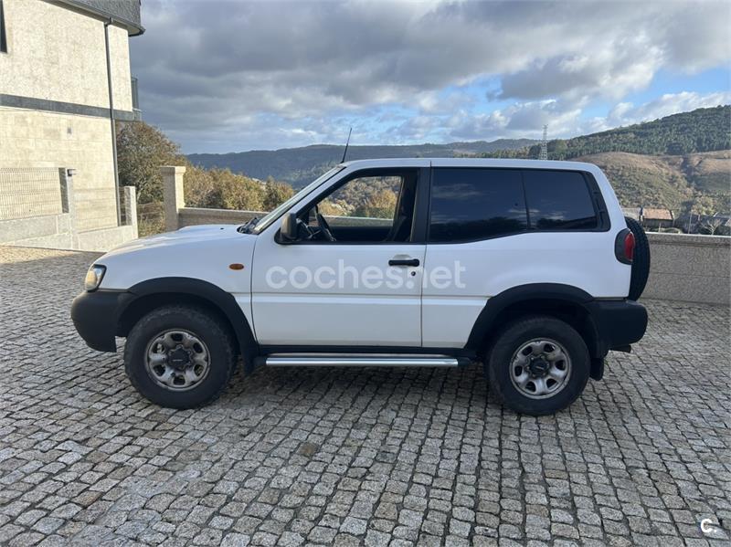 NISSAN Terrano 2.7 TDi Comfort Plus