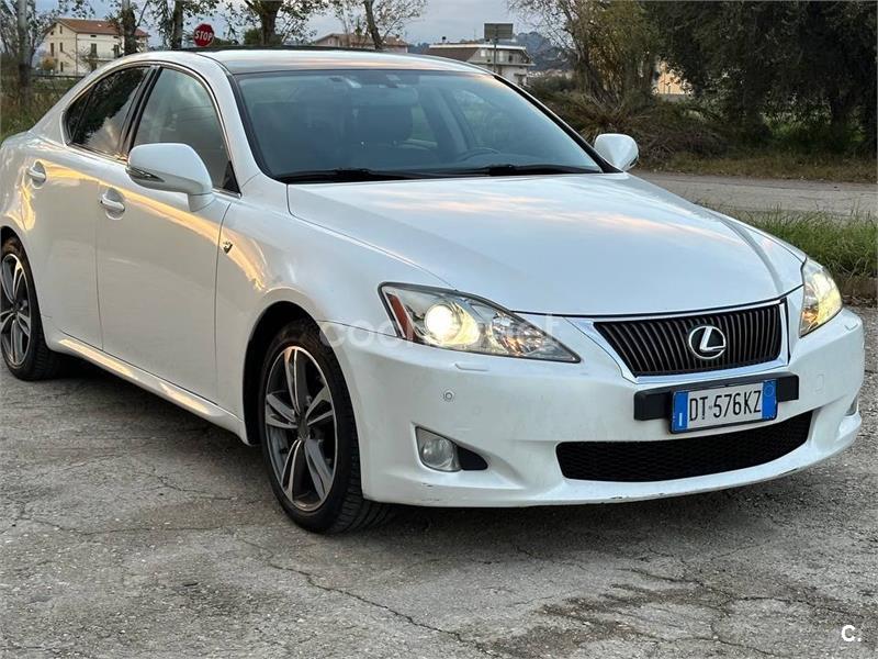 LEXUS IS250 Luxury Multimedia