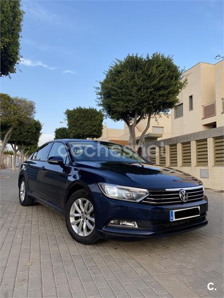 VOLKSWAGEN Passat Advance 1.6 TDI BMT