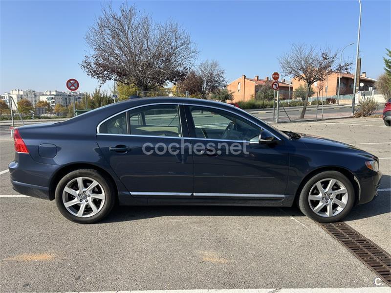 VOLVO S80 2.0 D4 Momentum Auto