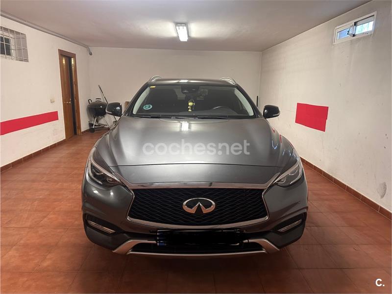 INFINITI QX30 2.2D PREMIUM TECH 7DCT AWD