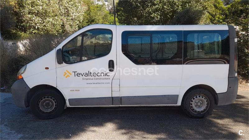 RENAULT Trafic