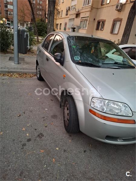 DAEWOO Kalos 1.4 SE ano modelo 2003