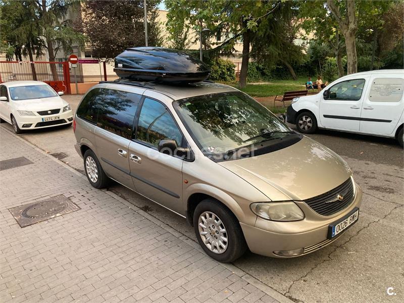 CHRYSLER Voyager LX 2.5 CRD