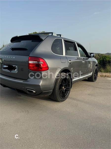 PORSCHE Cayenne -