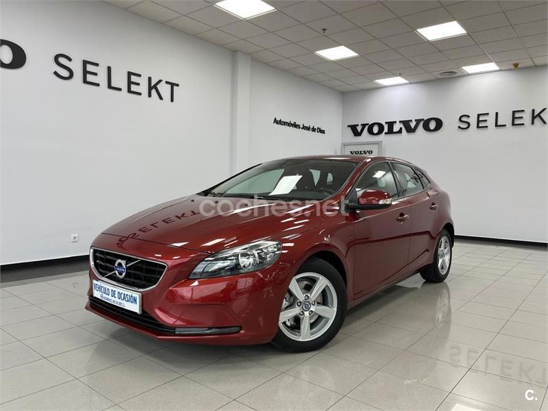 VOLVO V40 1.6 D2 Kinetic