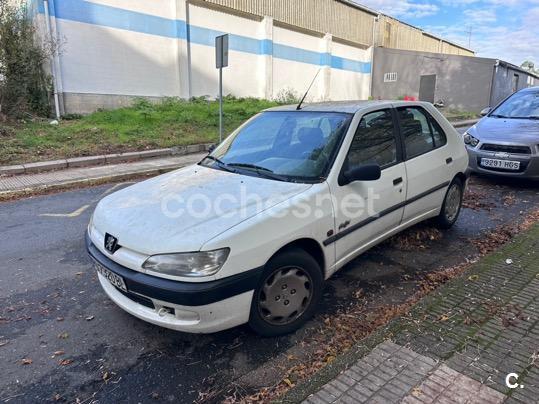 PEUGEOT 306