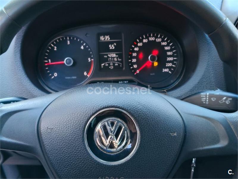 VOLKSWAGEN Amarok DC Trendline 2.0 TDI 4MO Conectabl