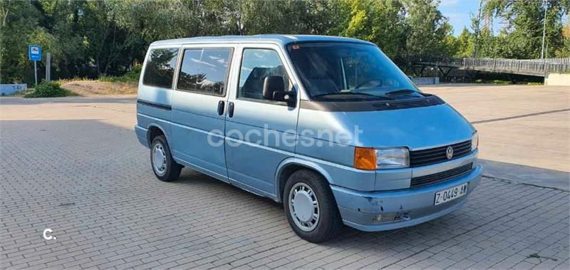 VOLKSWAGEN Caravelle